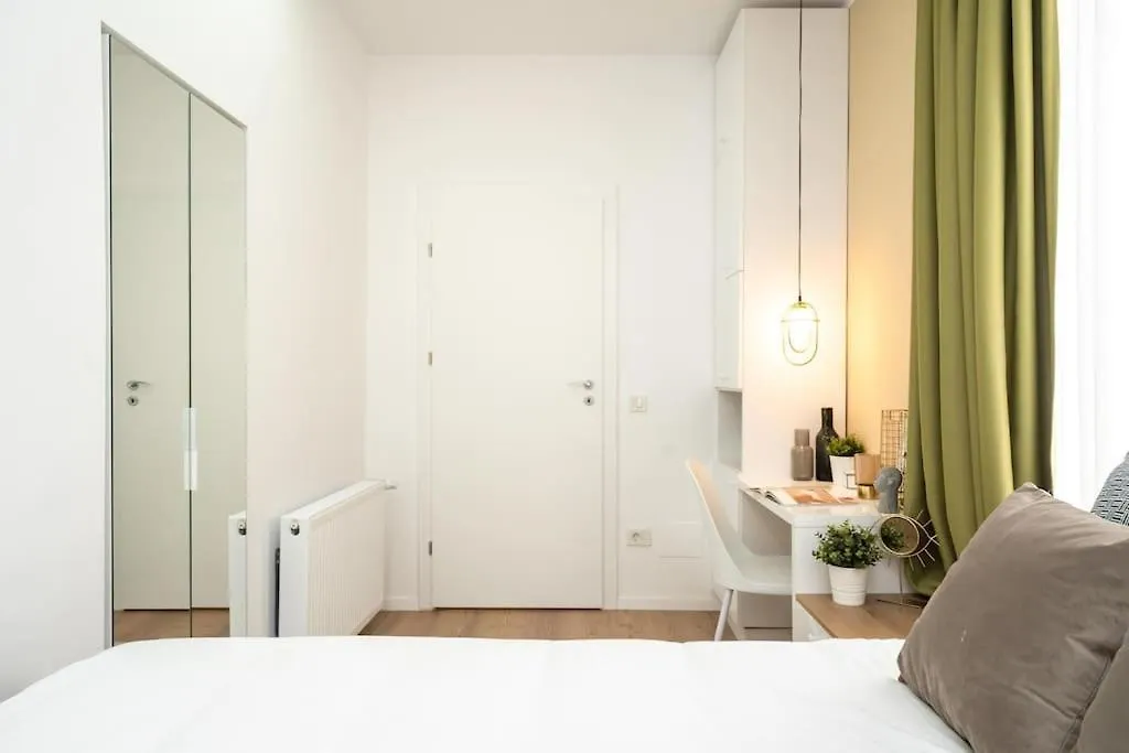 Forest I Cismigiu Park Apartment Bucharest